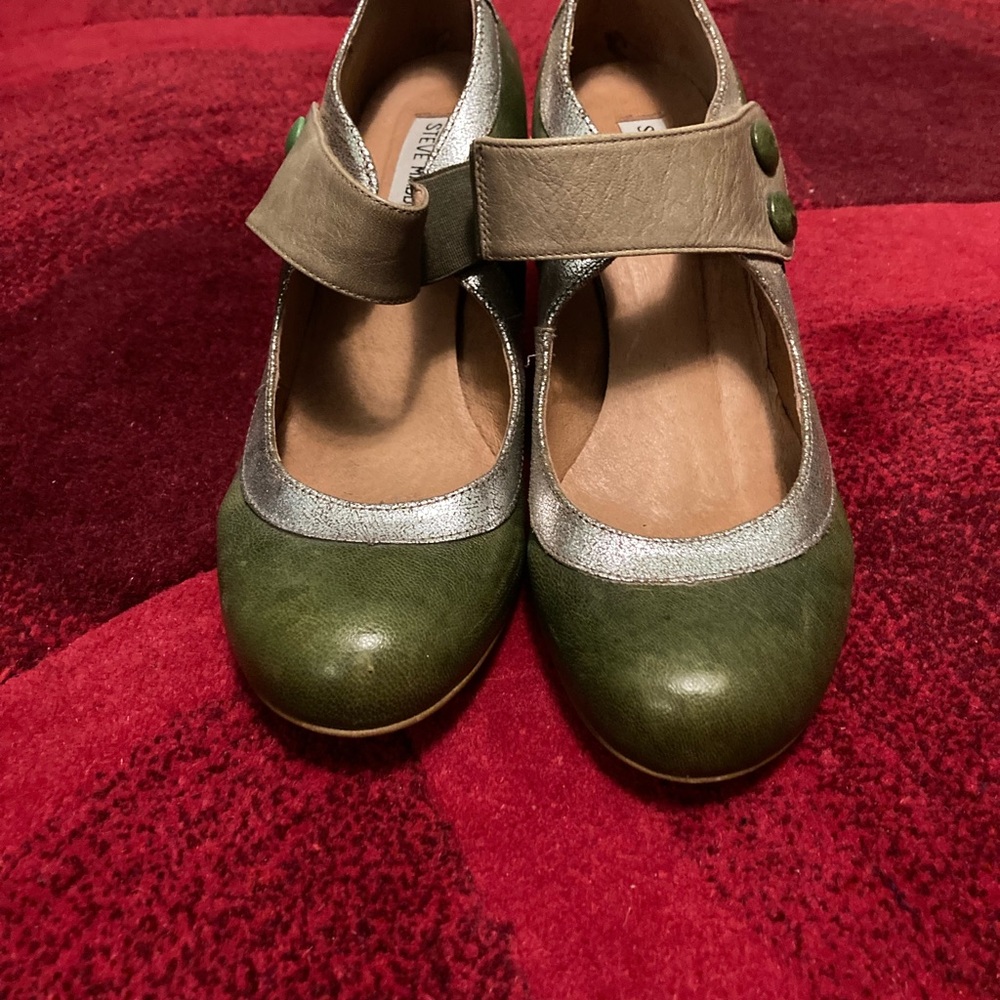 Steve Madden Green and Silver Heels Vintage y2k
